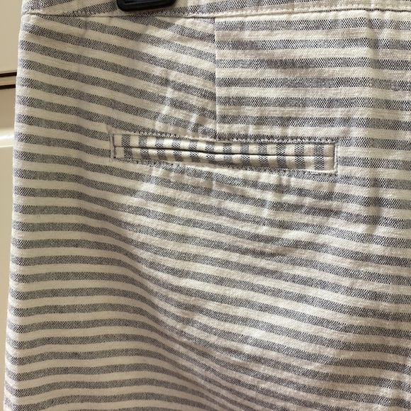 Merona Women's Wide Leg Crop Pants Stripe Sailor Nautical Size 8 Buttons - Picture 4 of 5